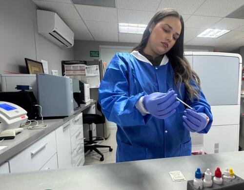 • Pruebas de COVID-19 Molecular
• Prueba de Antígeno
• Rapid Test con resultados el mismo día
• En el Laboratorio Clínico Plaza Palacios, tu salud siempre es primero.
• Nosotros e