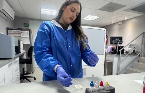 • Pruebas de COVID-19 Molecular
• Prueba de Antígeno
• Rapid Test con resultados el mismo día
• En el Laboratorio Clínico Plaza Palacios, tu salud siempre es primero.
• Nosotros e