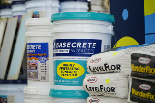                                                                                             • Selladores e impermeabilizantes para techos
• Sistemas de sellado Clever Polymers
• Sellador acrílico Roof Armor
• Productos para reparación de grietas y fisuras
• Grieta FIX para superficies de concreto
• Cemento estructural y materiales de construcción
• Productos Rapid Set para construcción y reparación
• Microcemento decorativo para pisos, paredes y topes
• Texturas y acabados para paredes
• Productos AMBIENCE, Loggia y SURECRETE
• Herramientas Milwaukee, Bosch y Hilti
• Máquinas de presión y accesorios Barena
• Brochas, motas y accesorios para aplicación
• Productos para limpieza de paneles solares
                                                                                    